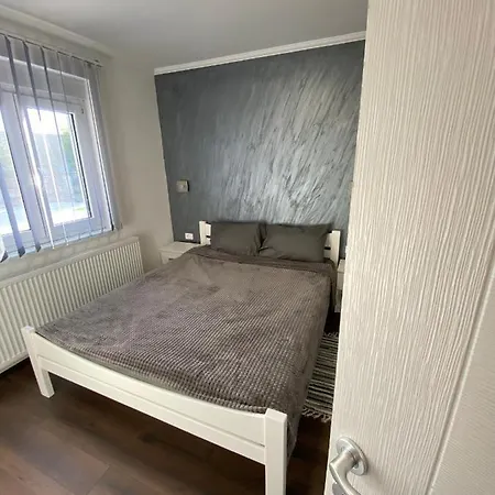 Apartment Mira